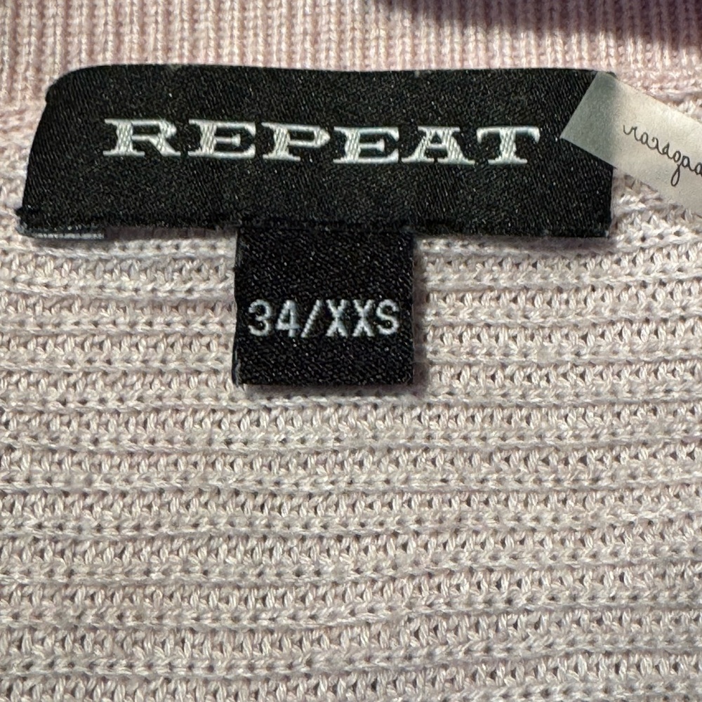 Chic V-Neck Sweater in Soft Pink - Picture 3 of 3